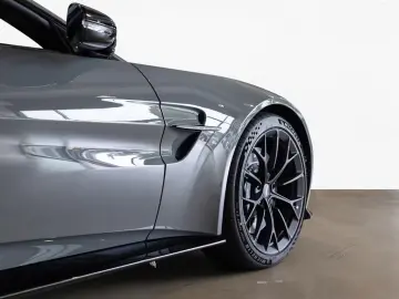 Aston Martin V8 Vantage Roadster China Grey