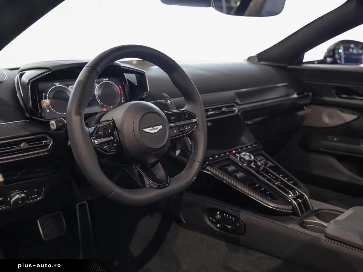 Aston Martin V8 Vantage Roadster China Grey