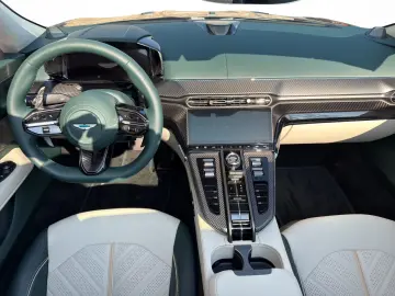 Aston Martin V8 Vantage S 4.0 V8 Roadster Ghillies Green