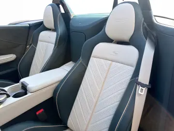 Aston Martin V8 Vantage S 4.0 V8 Roadster Ghillies Green