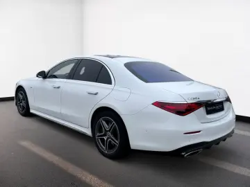 MERCEDES-BENZ S 580 e 4M AMG