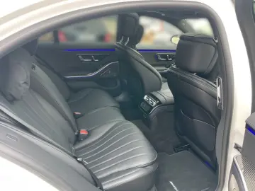 MERCEDES-BENZ S 580 e 4M AMG