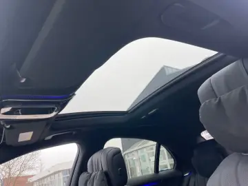 MERCEDES-BENZ S 580 e 4M AMG