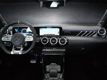 MERCEDES-BENZ CLA 45 AMG S PERFORMANCE ABGA AERO TRA…