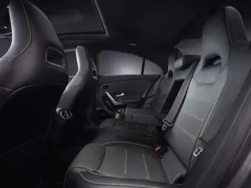 MERCEDES-BENZ CLA 45 AMG S PERFORMANCE ABGA AERO TRA…