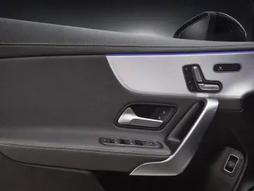 MERCEDES-BENZ CLA 45 AMG S PERFORMANCE ABGA AERO TRA…