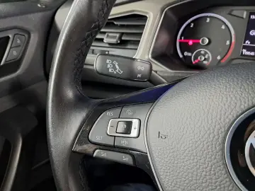 VOLKSWAGEN T ROC DESIGN 2.0TDI DSG 150CP 2021