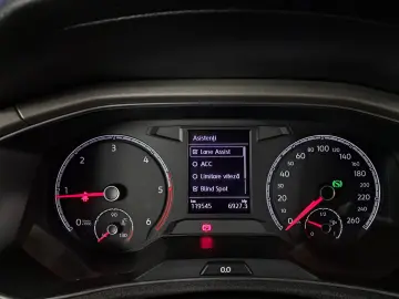 VOLKSWAGEN T ROC DESIGN 2.0TDI DSG 150CP 2021