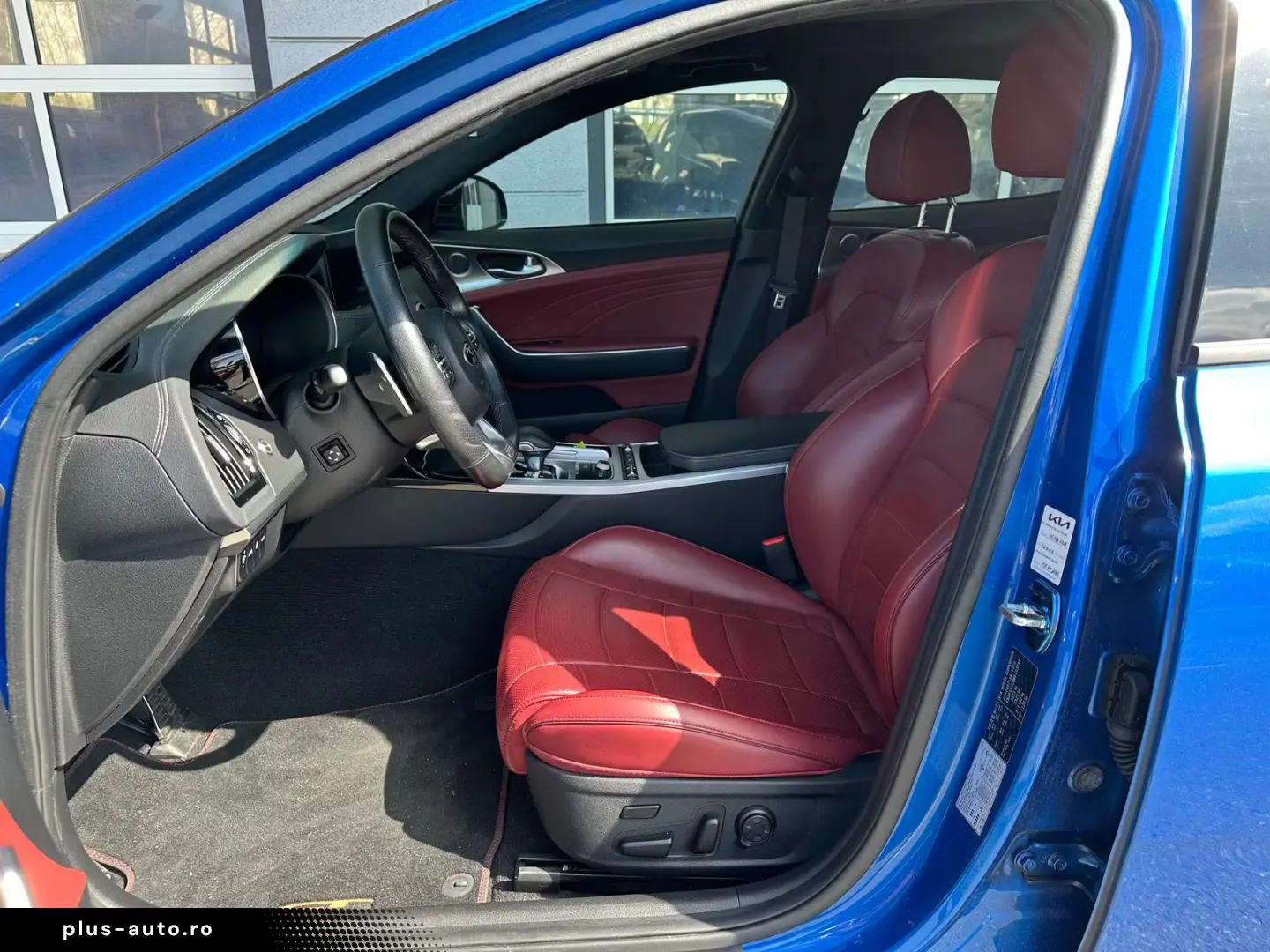 Kia Stinger 3.3 V6 T-GDI 4WD GT PANO