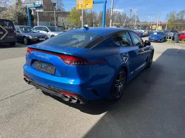 Kia Stinger 3.3 V6 T-GDI 4WD GT PANO