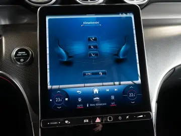 MERCEDES-BENZ GLC 200 4M AMG 360 DISTRONIC LED 40.165€ NETTO