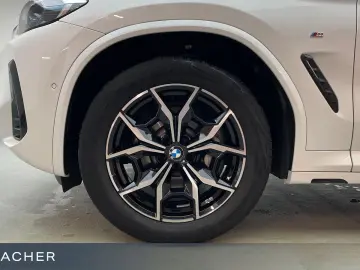 BMW X3 xDrive 30i A M-Sport Pano StdHzg AHK DAProf