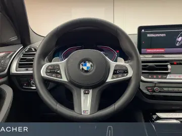 BMW X3 xDrive 30i A M-Sport Pano StdHzg AHK DAProf