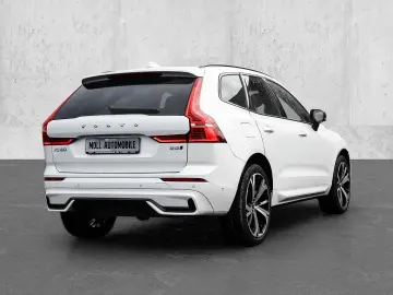 VOLVO XC60 B5 Benzin Ultimate Dark AWD AHK Memory Sitz