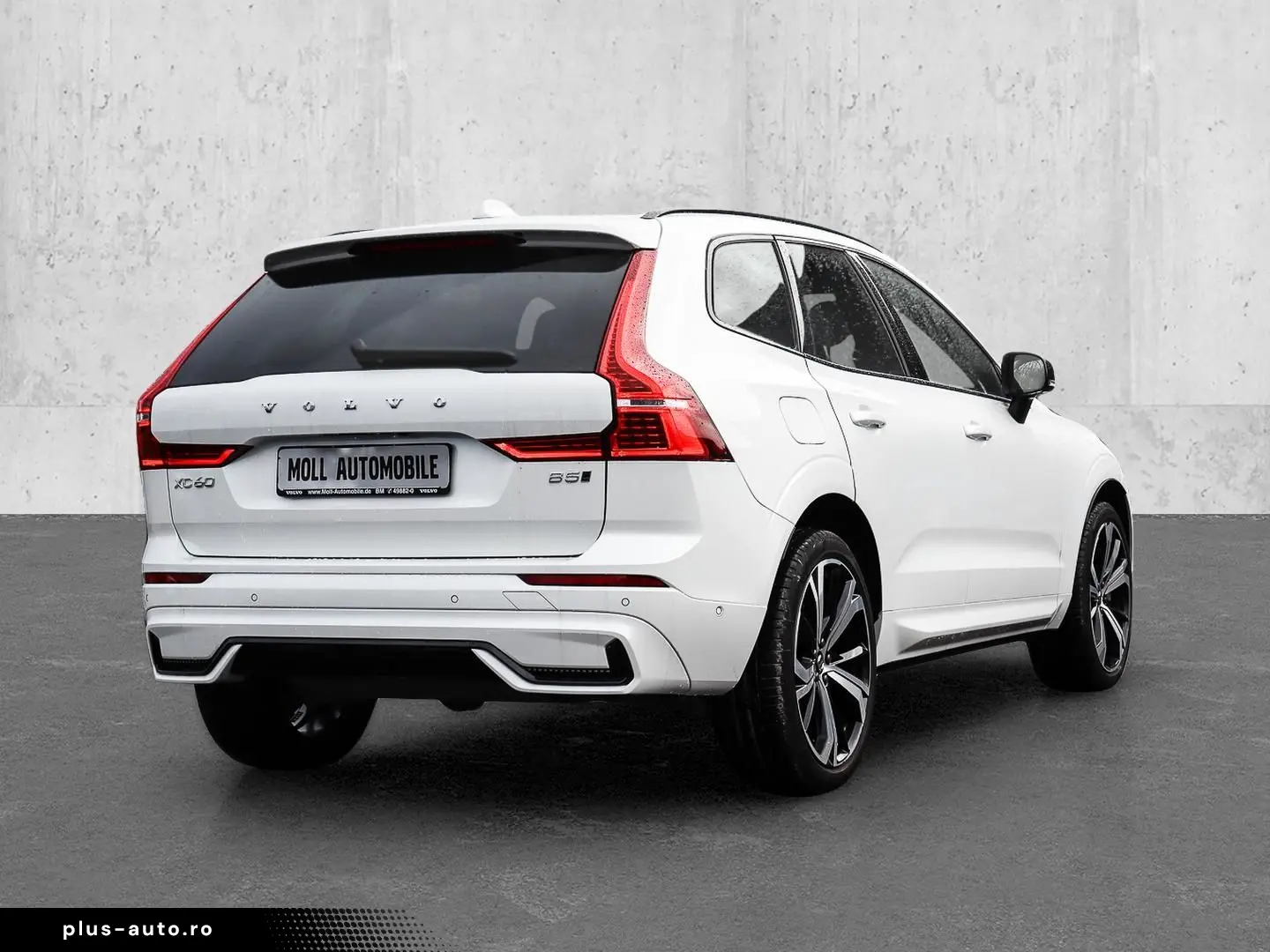 VOLVO XC60 B5 Benzin Ultimate Dark AWD AHK Memory Sitz