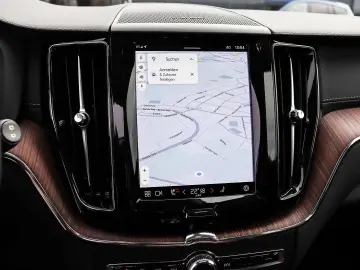 VOLVO XC60 B5 Benzin Ultimate Dark AWD AHK Memory Sitz