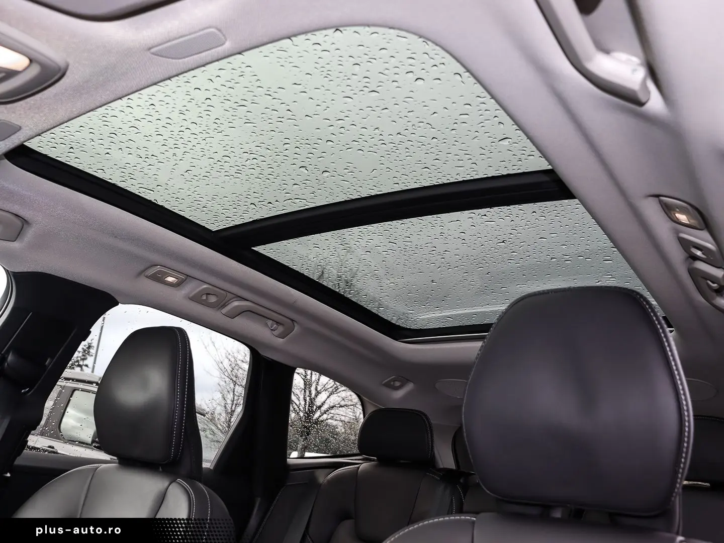 VOLVO XC60 B5 Benzin Ultimate Dark AWD AHK Memory Sitz