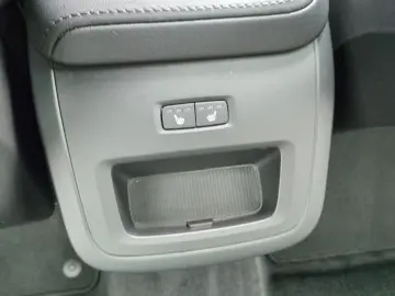 VOLVO XC60 B5 (Benzin) Plus Dark AWD Automatik Navi