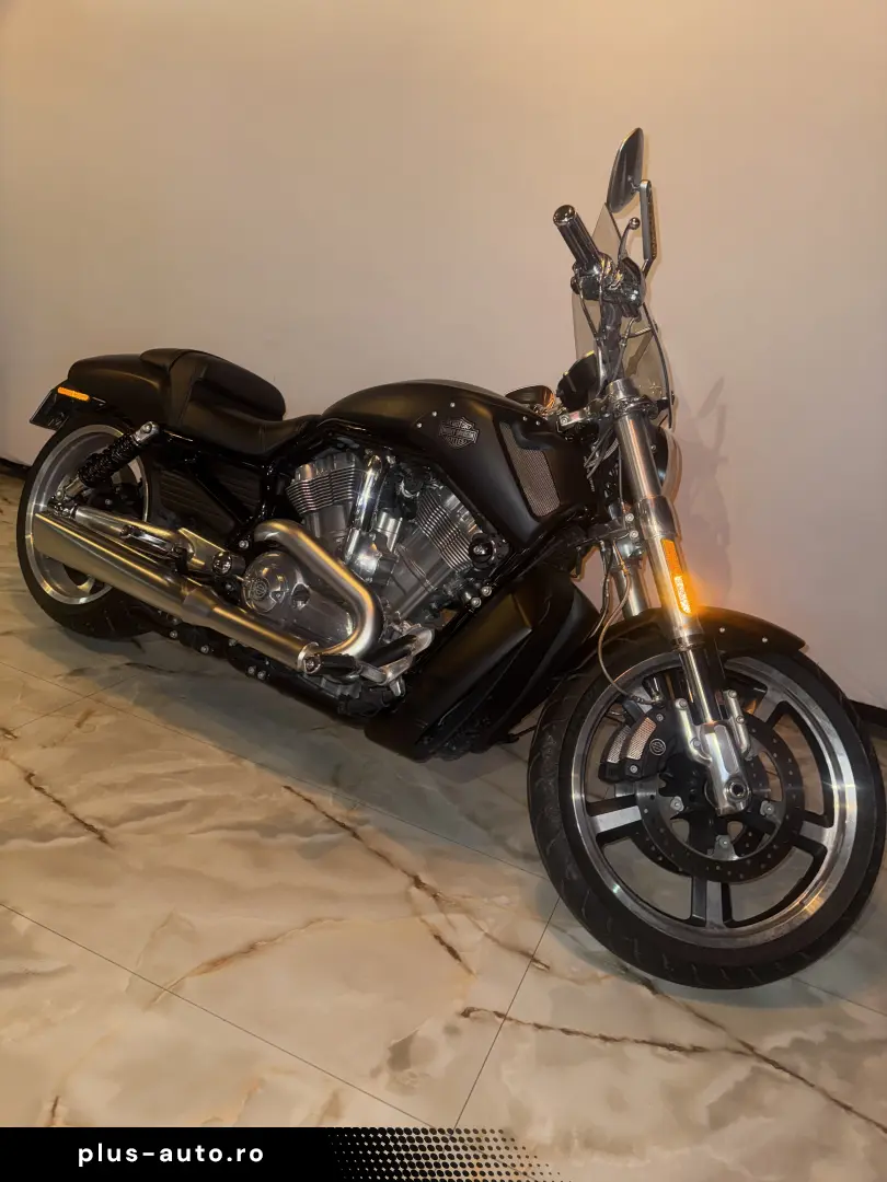 Harley-Davidson V Road muscle
