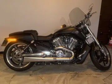 Harley-Davidson V Road muscle