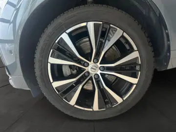 VOLVO XC60 B5 B AWD Ultimate Dark  Nappa Massage  AHK