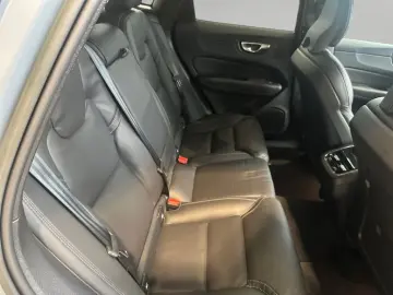 VOLVO XC60 B5 B AWD Ultimate Dark  Nappa Massage  AHK