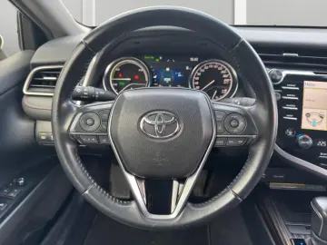Toyota Camry Hybrid Executive