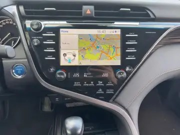 Toyota Camry Hybrid Executive