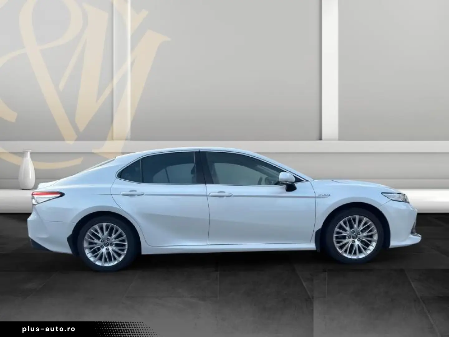 Toyota Camry Hybrid Executive