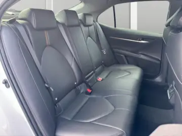 Toyota Camry Hybrid Executive