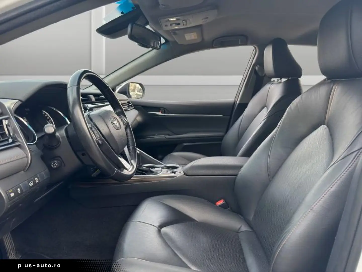 Toyota Camry Hybrid Executive