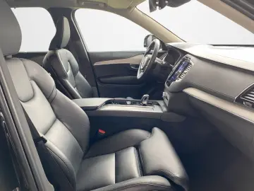 VOLVO XC90 T8 Plus Dark Recharge WiPa LED Navi