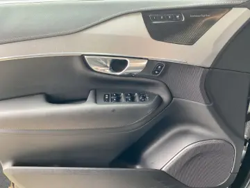 VOLVO XC90 T8 Plus Dark Recharge WiPa LED Navi