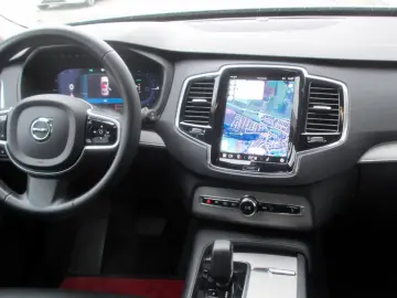 VOLVO XC90 T8 Core Plug-in-Hybrid AWD