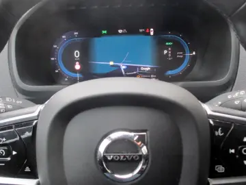 VOLVO XC90 T8 Core Plug-in-Hybrid AWD