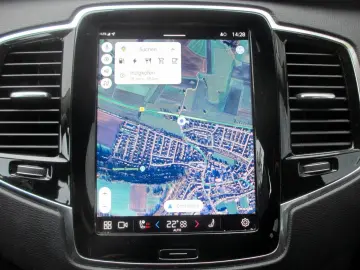 VOLVO XC90 T8 Core Plug-in-Hybrid AWD