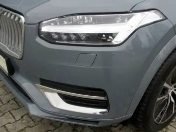 VOLVO XC90 T8 Core Plug-in-Hybrid AWD