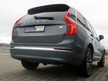 VOLVO XC90 T8 Core Plug-in-Hybrid AWD