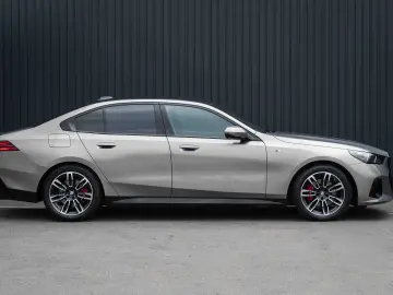 BMW Seria 5 520d xDrive Aut.