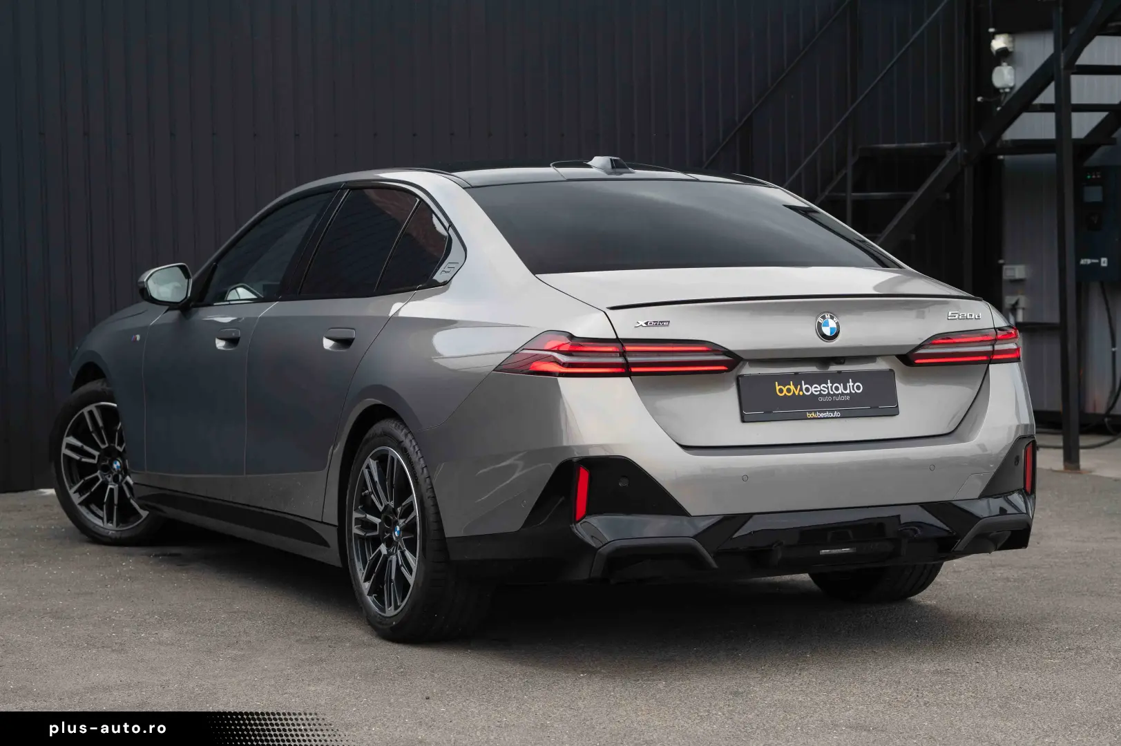 BMW Seria 5 520d xDrive Aut.