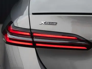 BMW Seria 5 520d xDrive Aut.