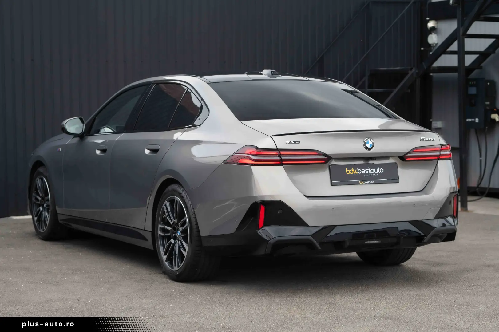 BMW Seria 5 520d xDrive Aut.