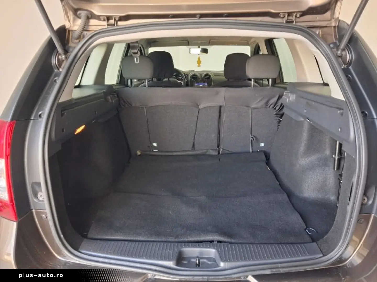 DACIA LOGAN 1.0 SCe 75 MCV Ambiance