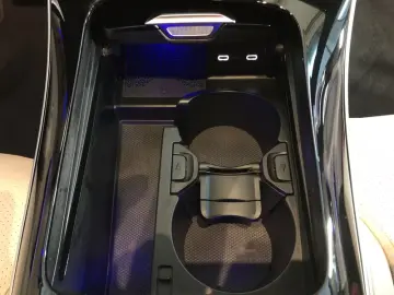 Mercedes-Benz C 200 d AVANTGARDE DISTRON AHK 360