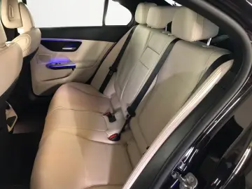 Mercedes-Benz C 200 d AVANTGARDE DISTRON AHK 360