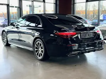 MERCEDES-BENZ S 450 d 4M L AMG Night Pano Head-up HA…