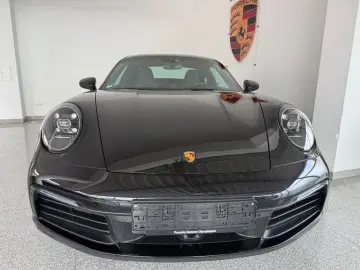 PORSCHE 992 4S - Approved- ACC - Pano- Hinterachslenkung