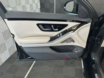 MERCEDES-BENZ S 400d lang 4M. AMG CHAUFFEUR-PANO-BUR…