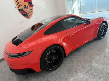PORSCHE 992 GTS 4 -InnoDrive- Lift- 4 Radlenk- Pano -