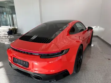 PORSCHE 992 GTS 4 -InnoDrive- Lift- 4 Radlenk- Pano -